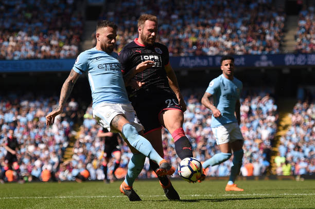 击弗鲁米嫩 击弗鲁米嫩