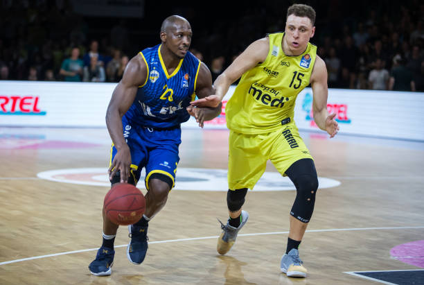 首先是来自 首先是来自