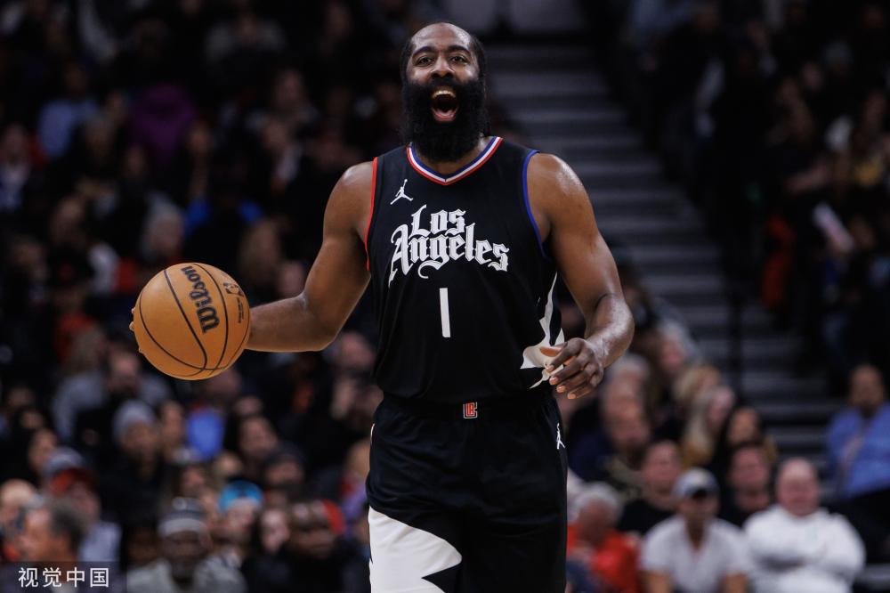 他多次面对 他多次面对